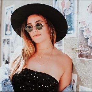 Meet your Posher, Scarlett